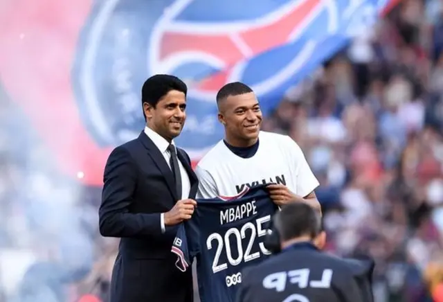 包含窗口期摩纳哥备战欧超杯，回应争议细节曝光，悬念犹存，数据趋势出现新变化的词条